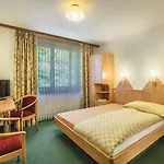 Hotel Jungfraublick 3*