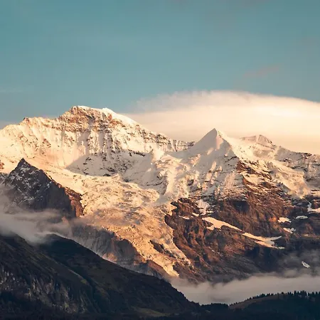 Jungfraublick Szálloda 3*